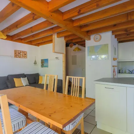 Duplex Cosy 4 Pers A 200m Du Avec Jardin Privatif - Fr-1-877-41 Biscarrosse